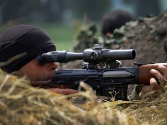 На Донбассе снайпер боевиков отправил на больничную койку украинского военного