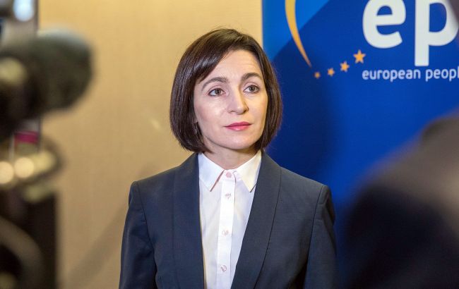 Санду собирается распустить правительства Молдовы