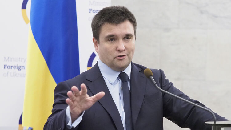 Климкин похвалился знанием французского, однако не смог на нем ничего сказать