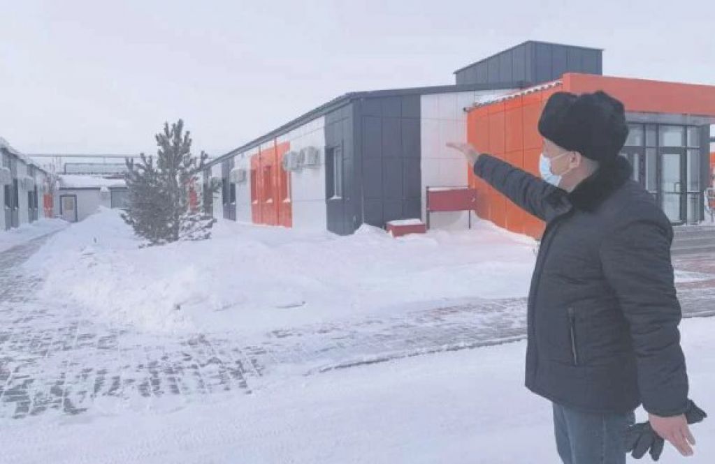 Больница за две недели: как Казахстан решил проблему с койками для COVID-больных