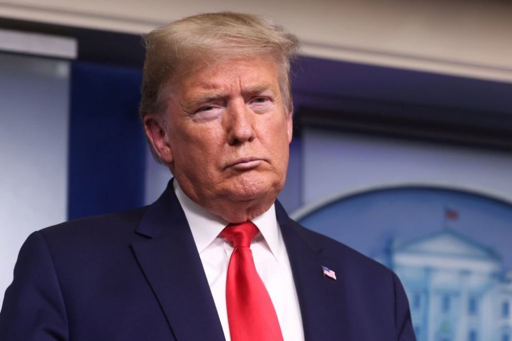 Трамп пытается реабилитировать свой имидж: Он снимает ограничения на въезд в США из Европы, Великобритании и Бразилии
