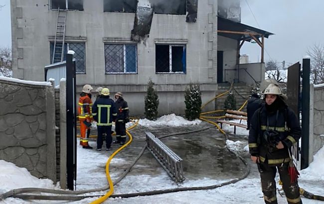 Обогреватель и короткое замыкание: детали пожара в Харькове