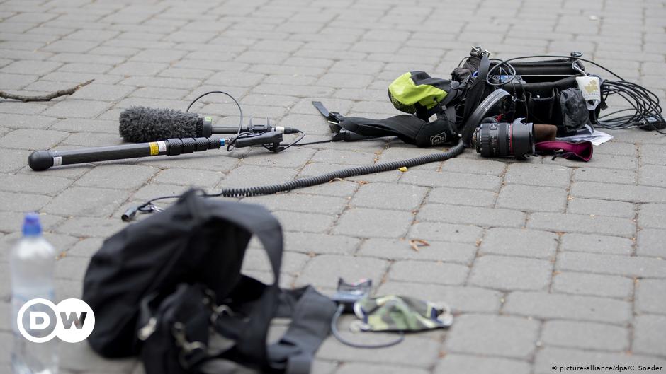 В Киеве возле Института культуры напали на журналистов