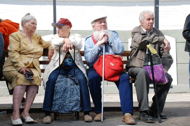 Кому в Украине поднимут пенсионный возраст уже с 1 апреля
