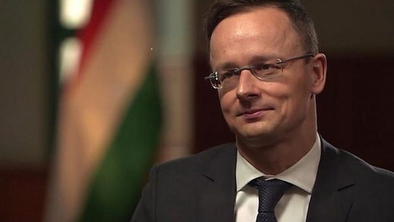 В Україну їде угорський міністр Сіярто. Як Київ та Будапешт будуть миритись