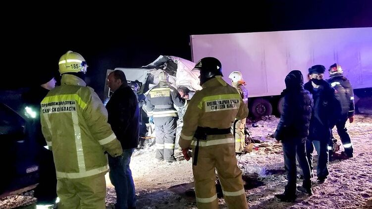 Жуткое ДТП под Самарой: число жертв возросло до 12 человек. ВИДЕО