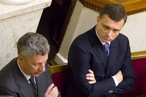 В причастности к закрытию телеканалов Медведчука заподозрили Левочкина и Бойко 