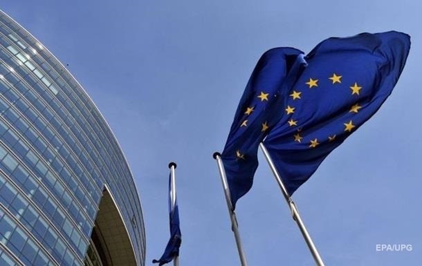 «Перегнули палку»: в ЕС намекнули Украине на перебор с телеканалами