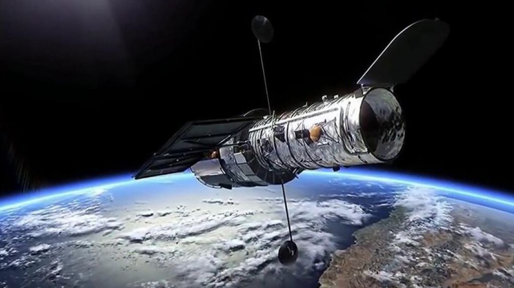 Телескоп Hubble запечатлел в космосе "песочные часы"