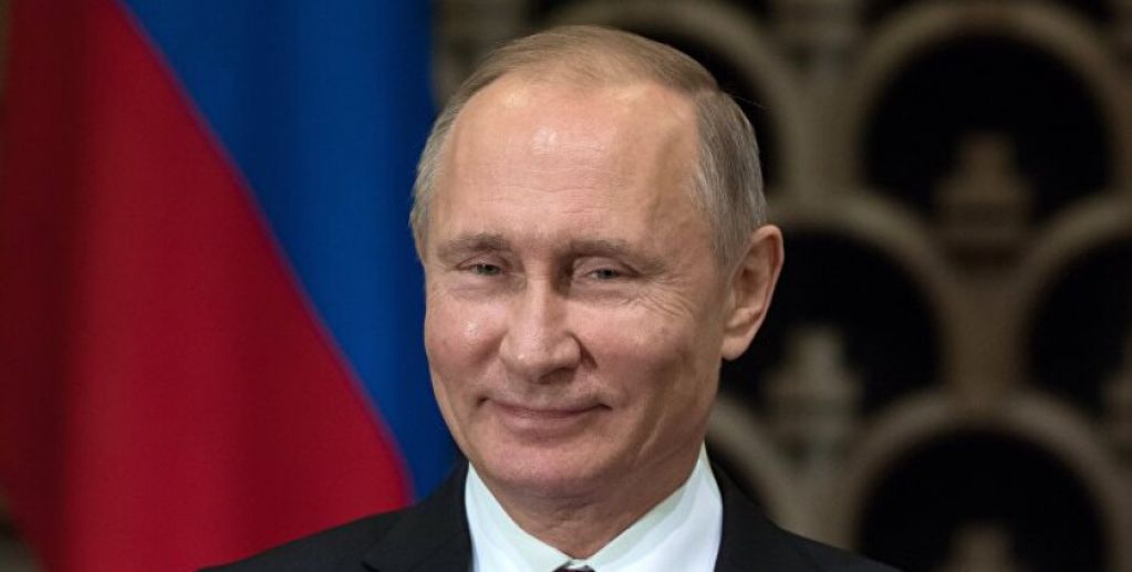 Путин объяснил, почему до сих пор не привился "Спутником V"