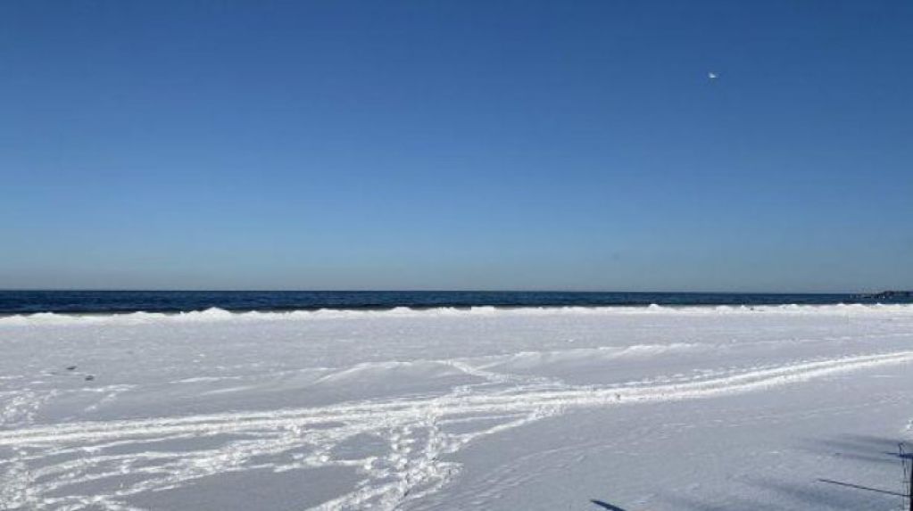 Балтийское море впервые за много лет замерзло. ВИДЕО