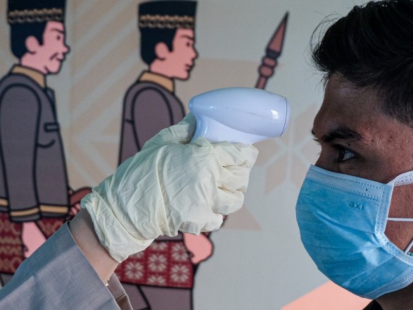 Коронавирусной инфекцией  заболело уже 112 млн человек