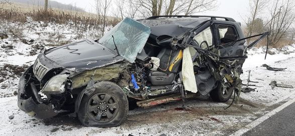 Под Харьковом столкнулись три машины: одна из них разбита вдребезги