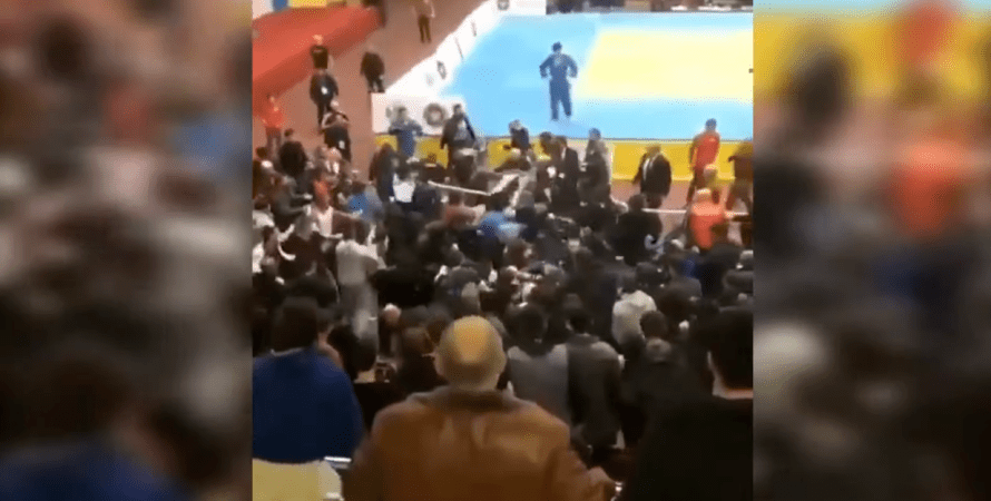 В России соревнования по дзюдо закончились массовым побоищем. ВИДЕО