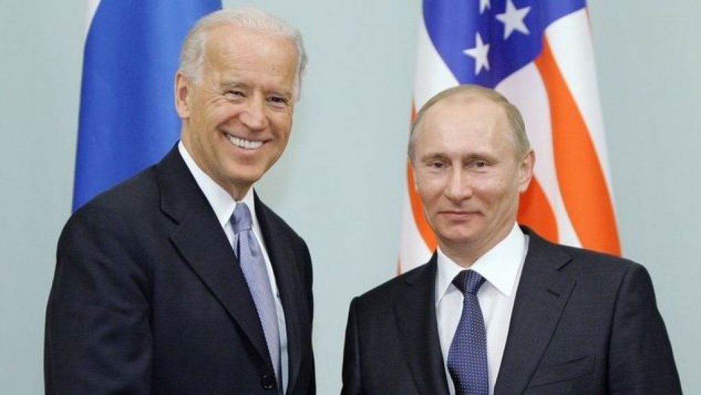СМИ: У Байдена готовят кибератаку по РФ, чтоб "достать" Путина 