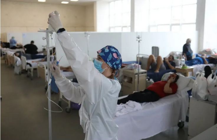 Симптомы и течение болезни изменились: врач предупредил о "странном" ковиде в Украине
