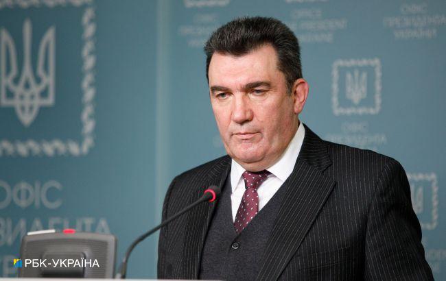 Данилов обвинил Оксану Марченко  в снабжении нефтью российских танки в ОРДЛО. ВИДЕО 