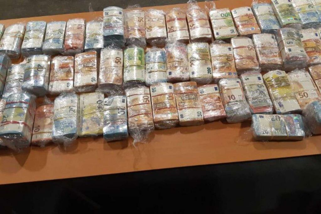 В Нидерландах копы нашли в машине украинца 3 млн евро