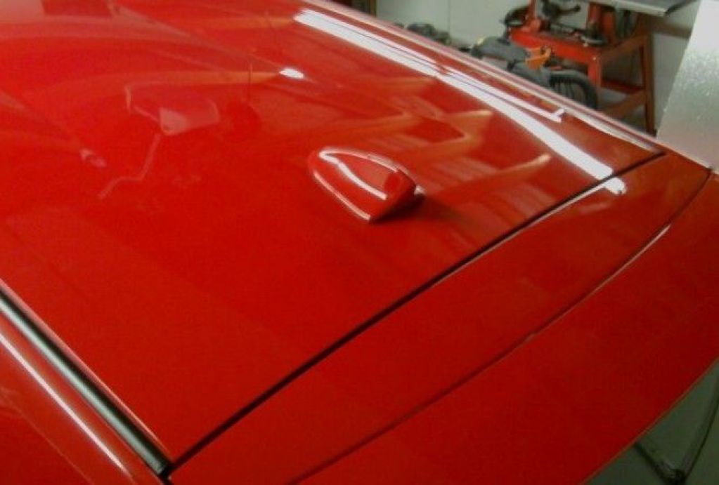 Зачем на крыше автомобиля устанавливают "плавник"