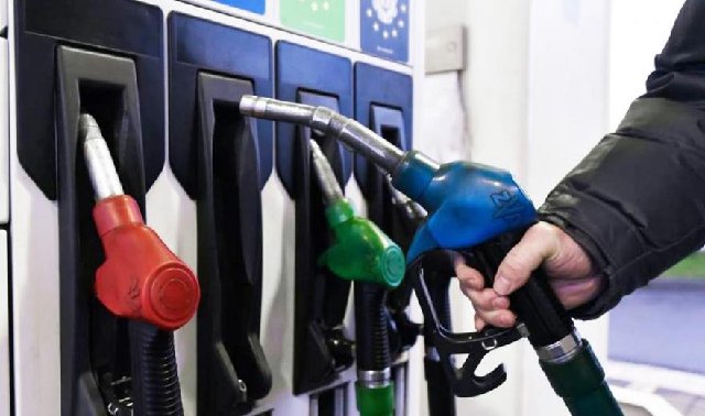 Исследователи назвали АЗС, где продают самый плохой бензин: БРСМ-Нафта, Мотто и Sun oil