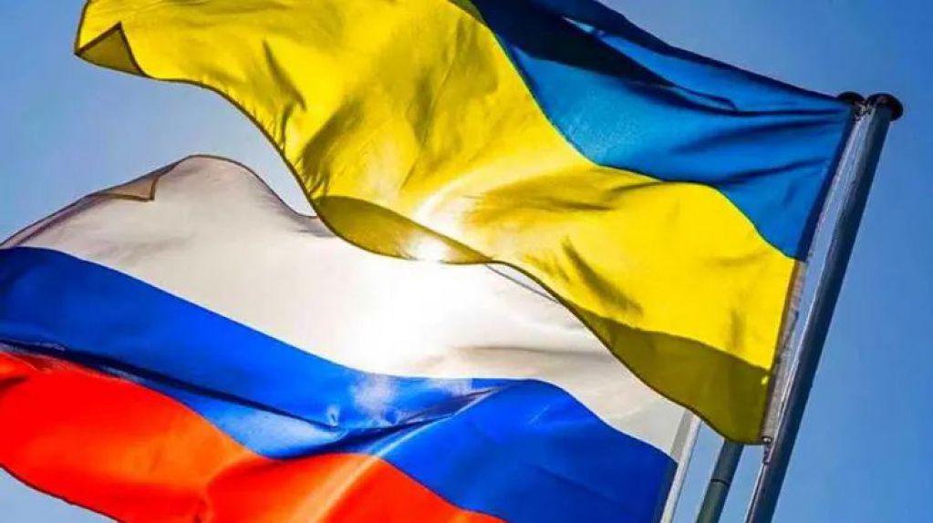 В Британии перепутали флаги Украины и России: ошибка попала на обложку. ФОТО