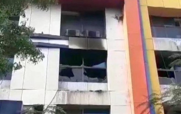 Пожар в больнице унес жизни 13 человек