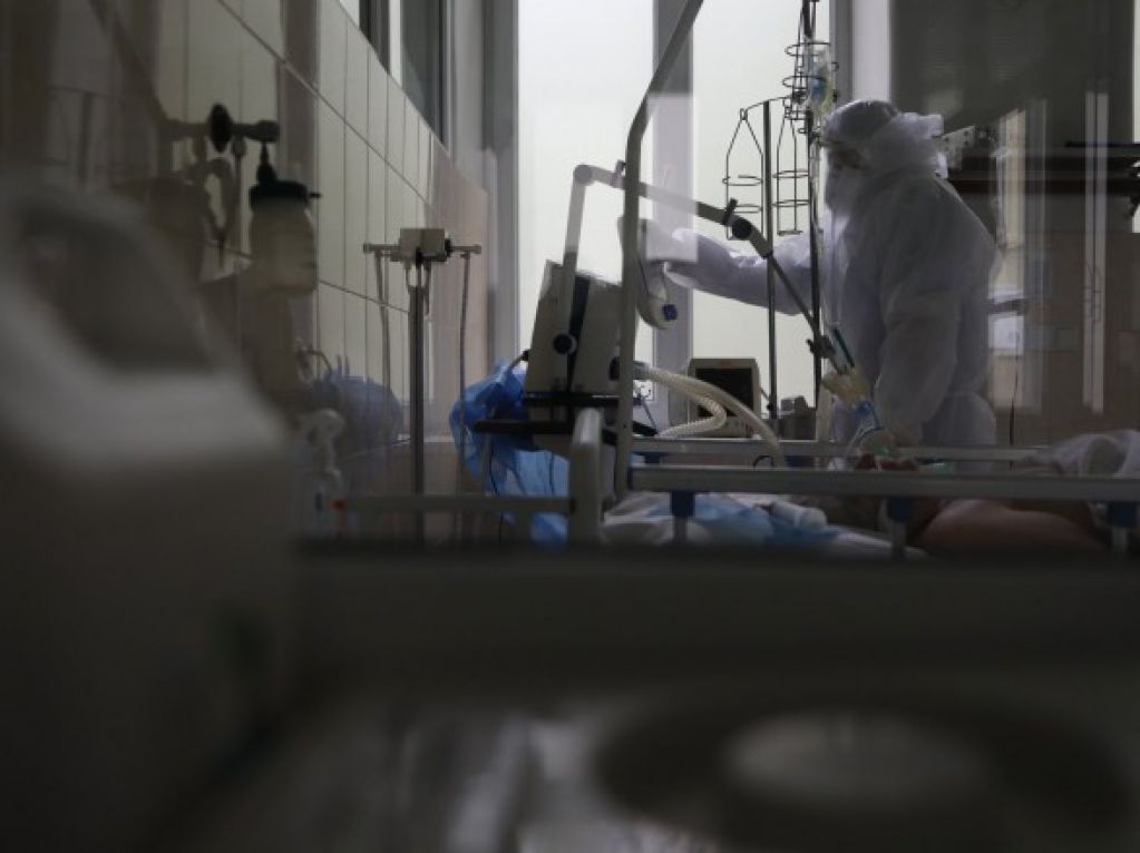 В Украине уже 2,03 млн случаев COVID-19, за сутки - 5062