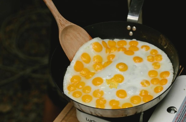 Диетологи назвали худший способ приготовления яиц