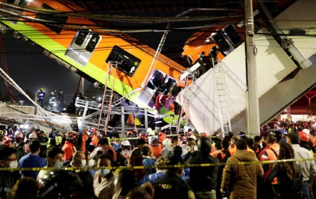В Мехико рухнул метромост с поездом. Погибли минимум 13 человек ВИДЕО