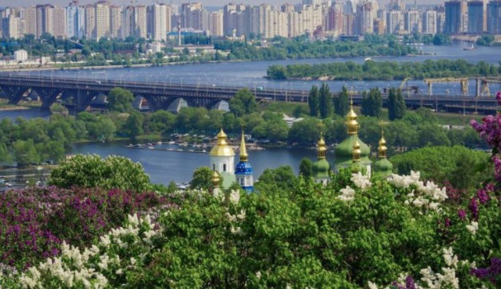 Как дешевле всего добраться из Киева до областных центров. ИНФОГРАФИКА