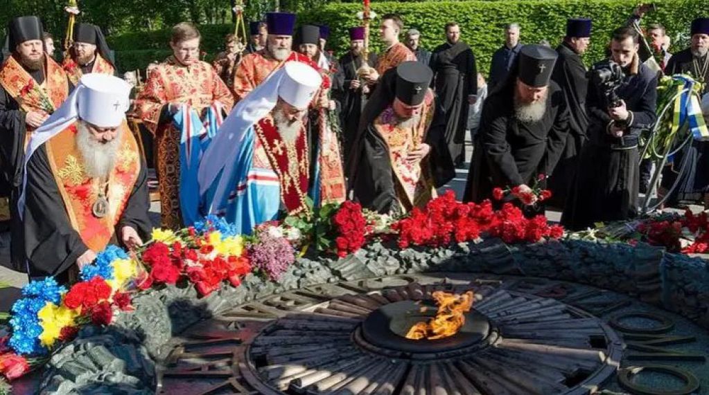 Онуфрий рассказал украинцам, чем опасен фашизм