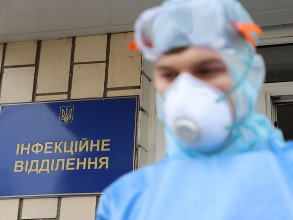 В Украине уже 2,156 млн случаев COVID-19, за сутки - 2 136