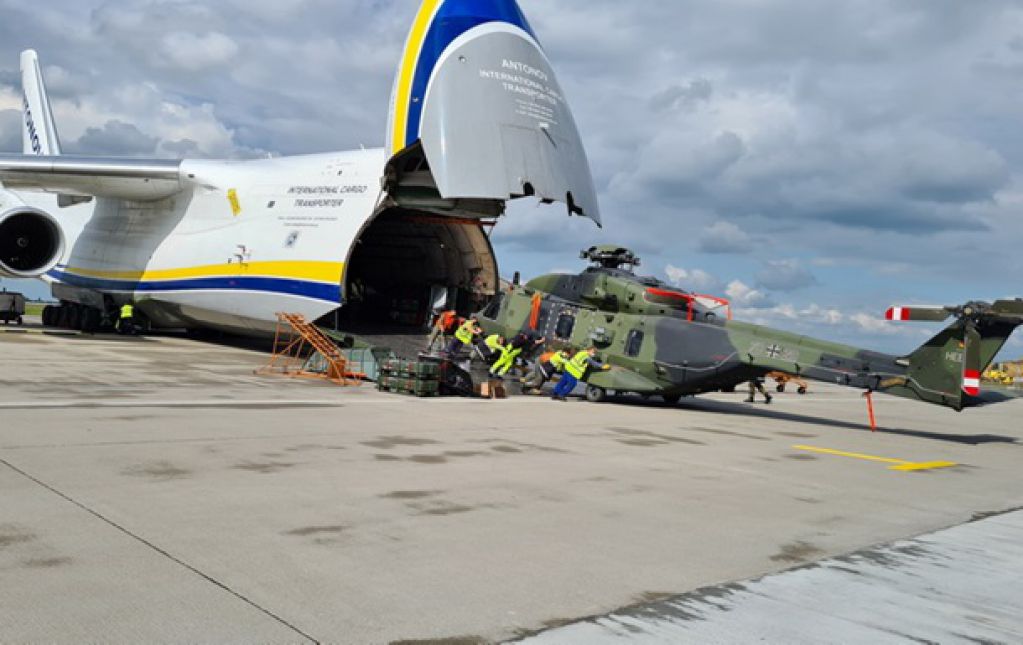 Из Афганистана украинскими самолетами вывозят военную технику Германии