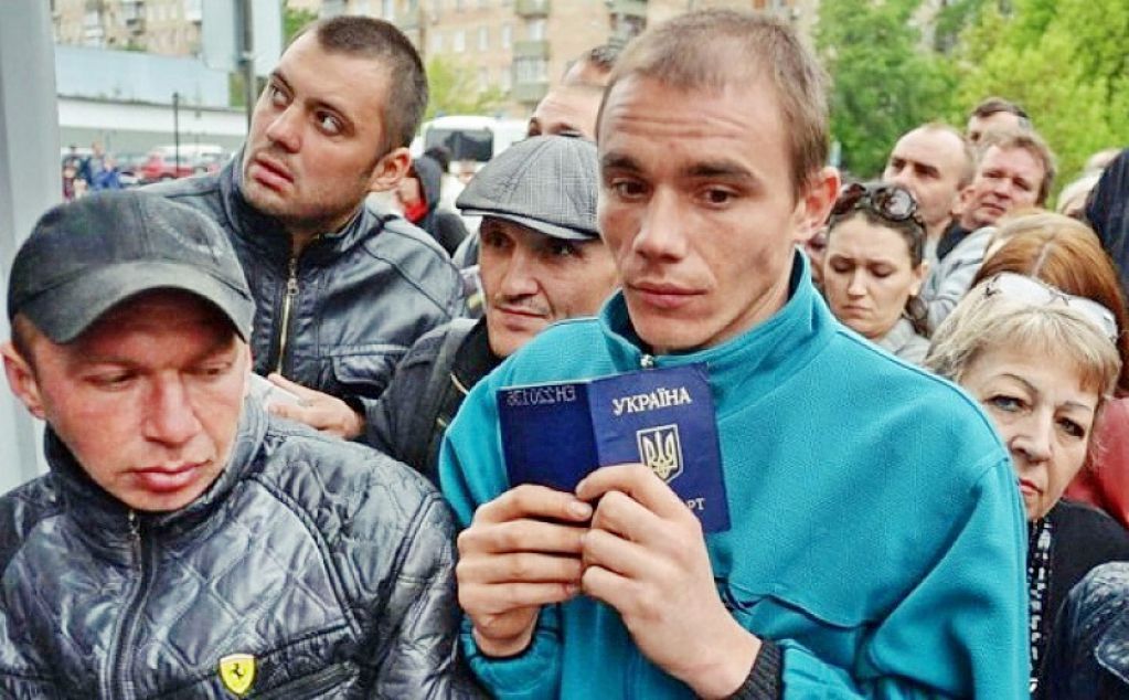 Как живут украинские батраки?
