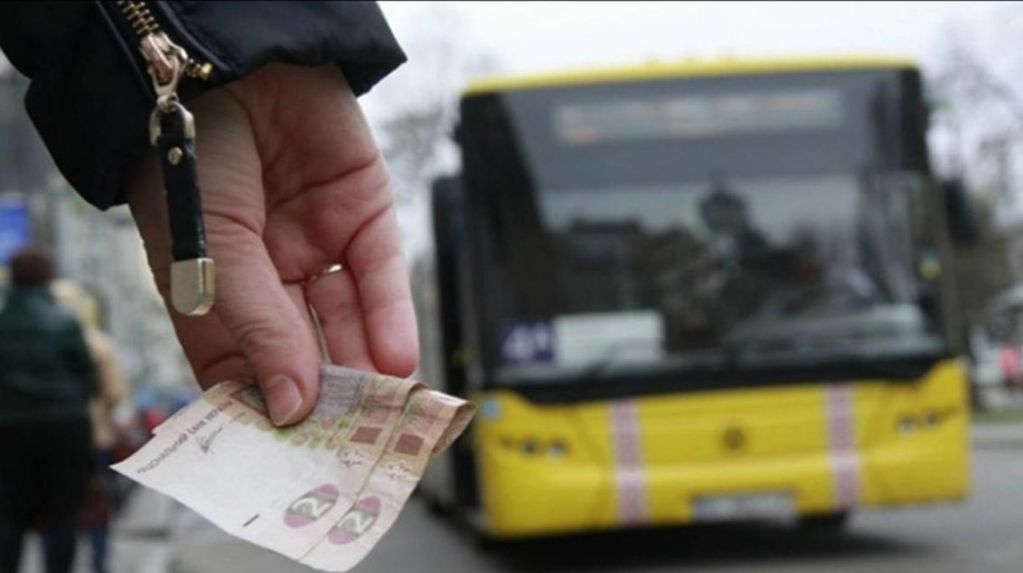 Льготы на проезд хотят монетизировать: что говорят в Кабмине