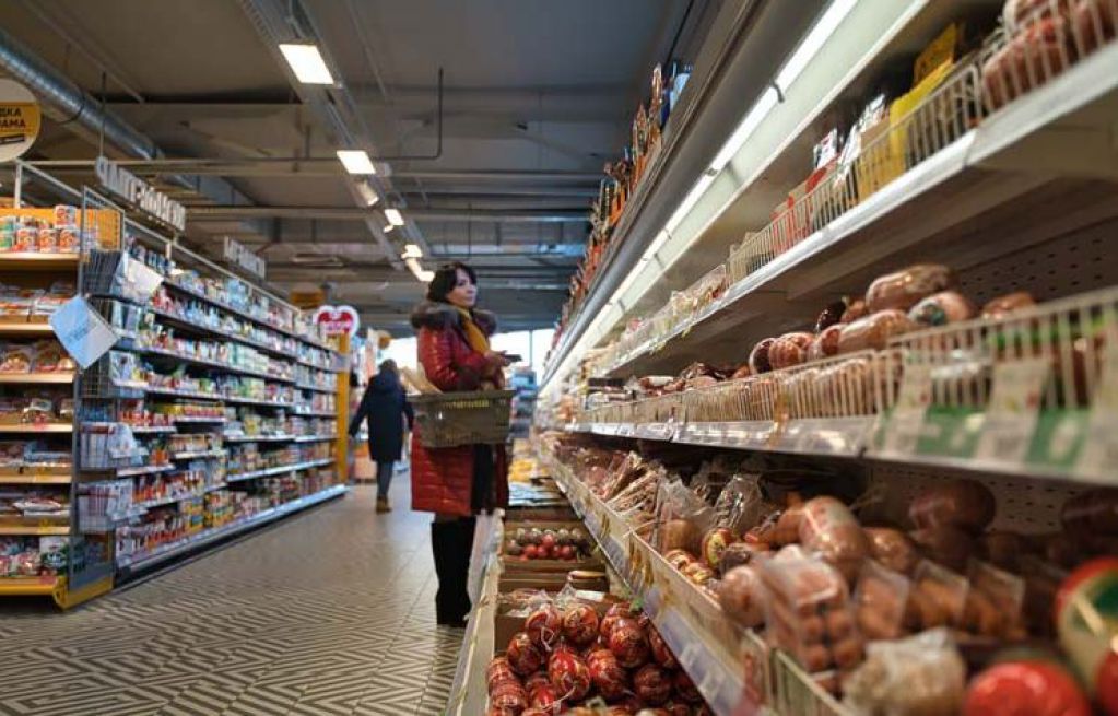 Как пожаловаться на некачественные продукты в магазине: украинцам дали совет
