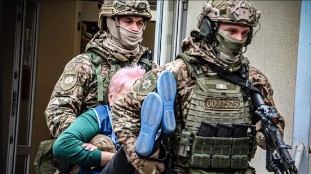 Ликвидация стрелка в школе: в Одессе полиция провела учения. ФОТО