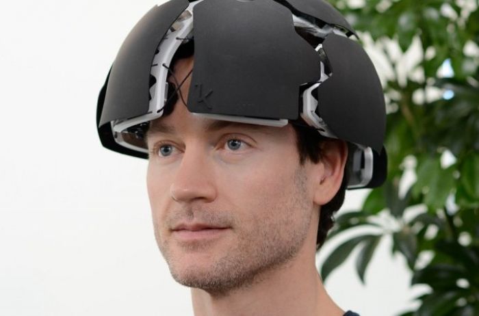 шлем мозговой активности
