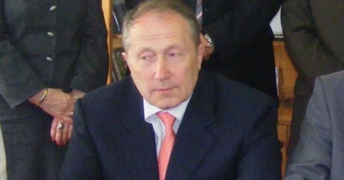 Олег Бурлаков