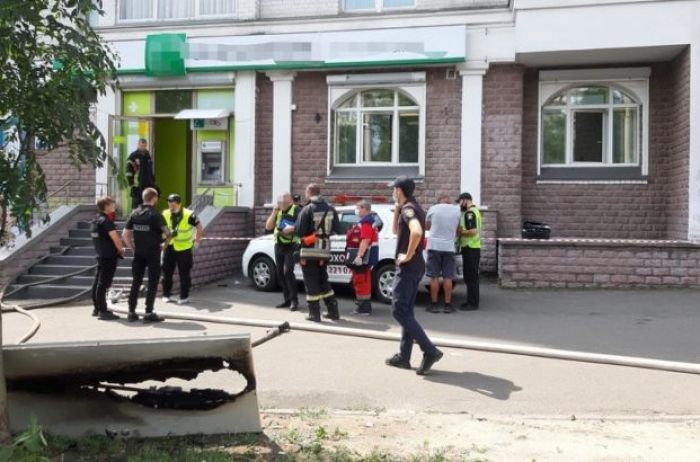 Женщина ограбила банк в Киеве