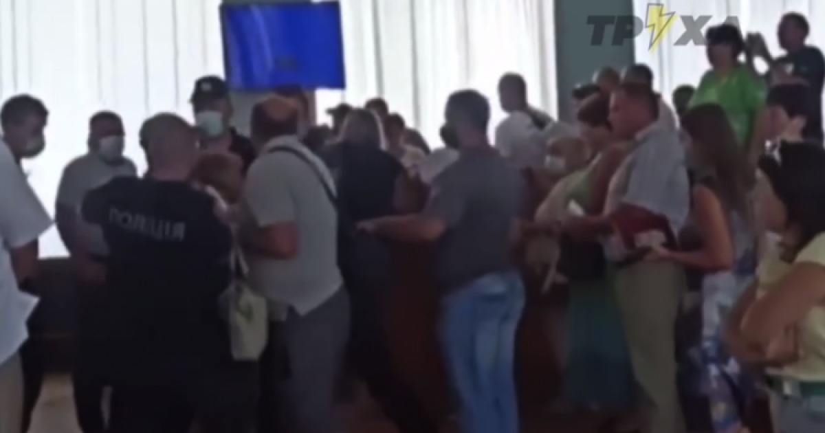 Драка депутатов