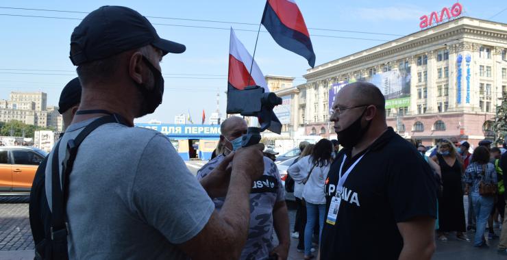 проплаченный митинг под стенами ХОГА