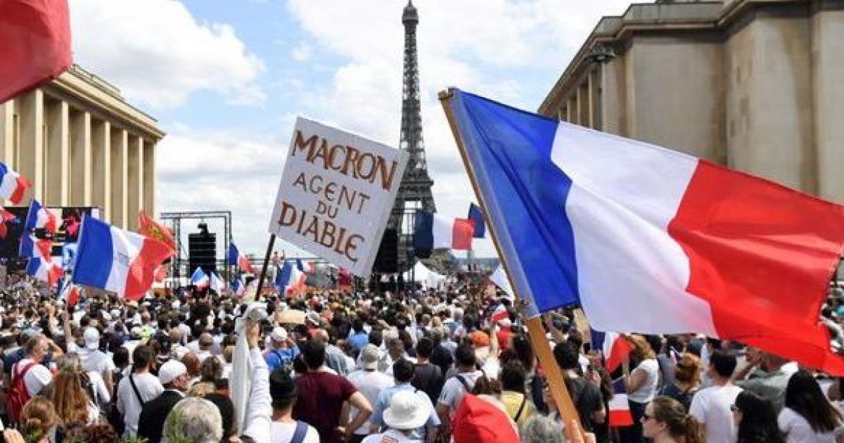протест во Франции