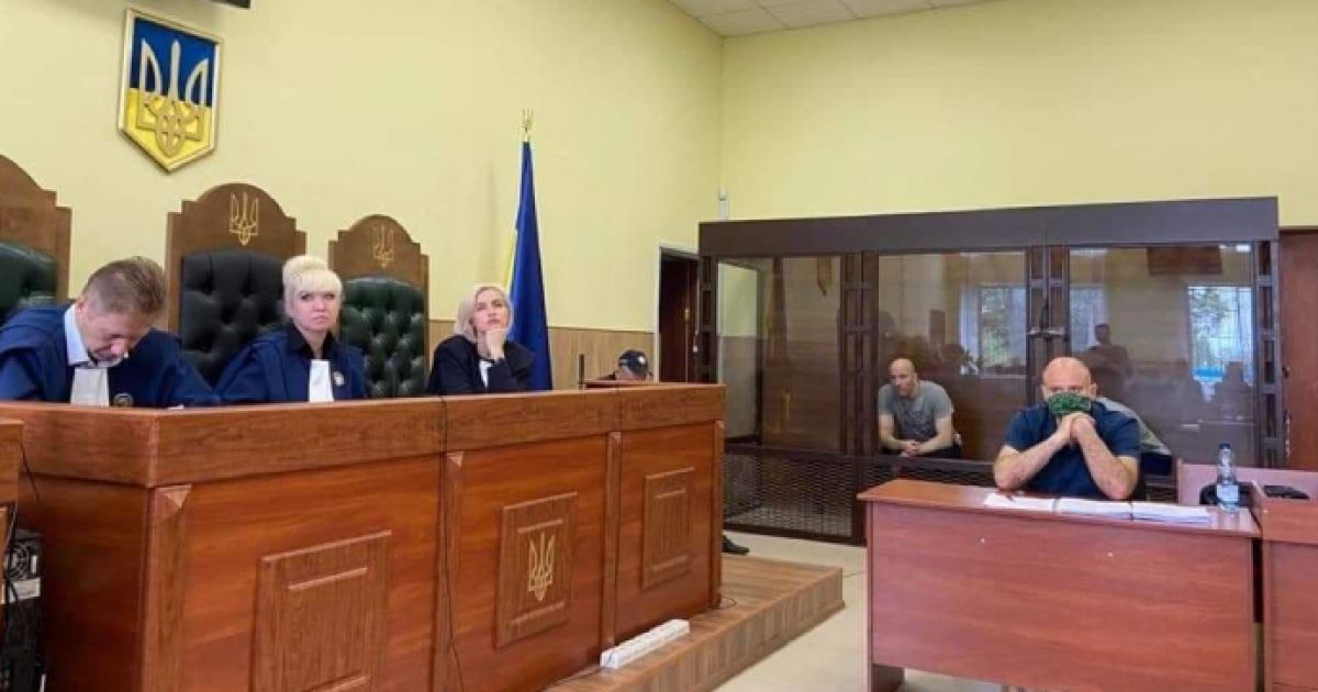 Суд