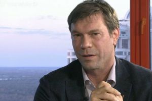 Олег Царев