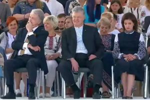 Порошенко на параде