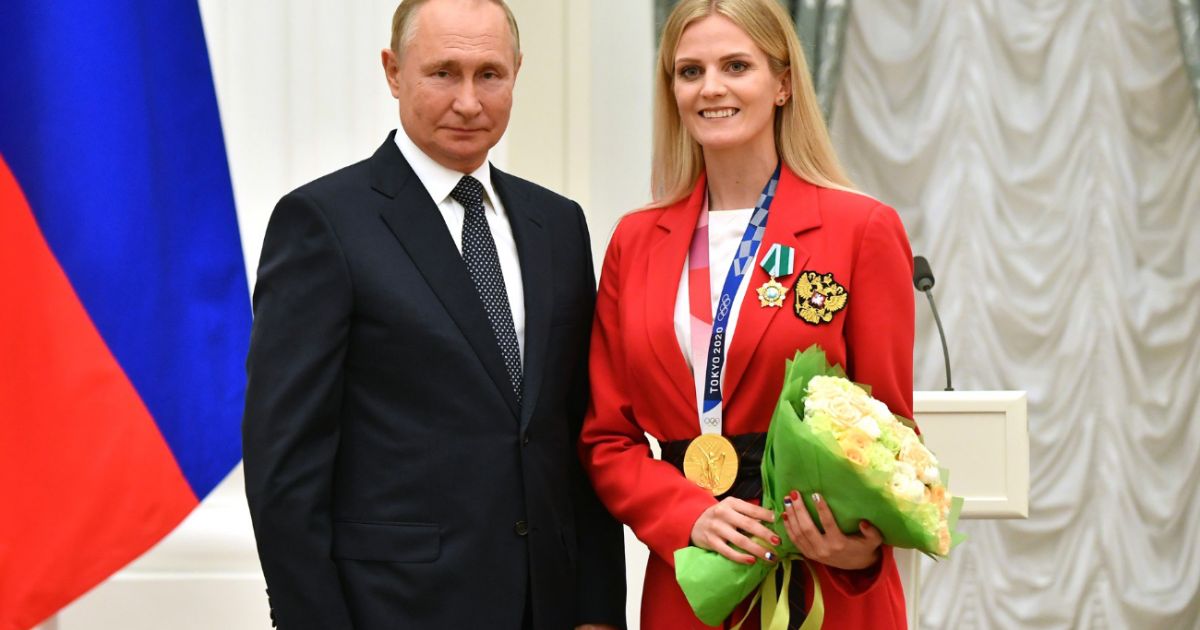 Владимир Путин и Марина Голядкина