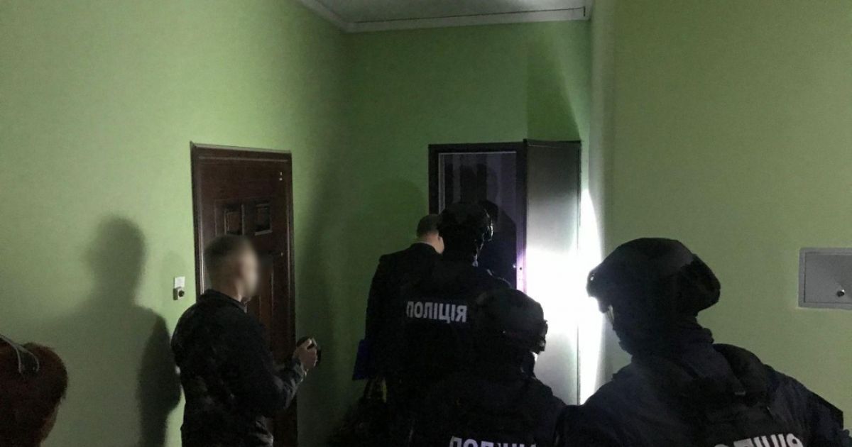 Шантаж политиков