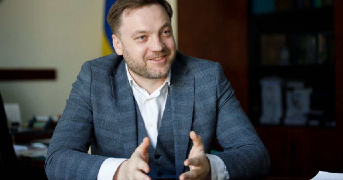 Денис Монастырский