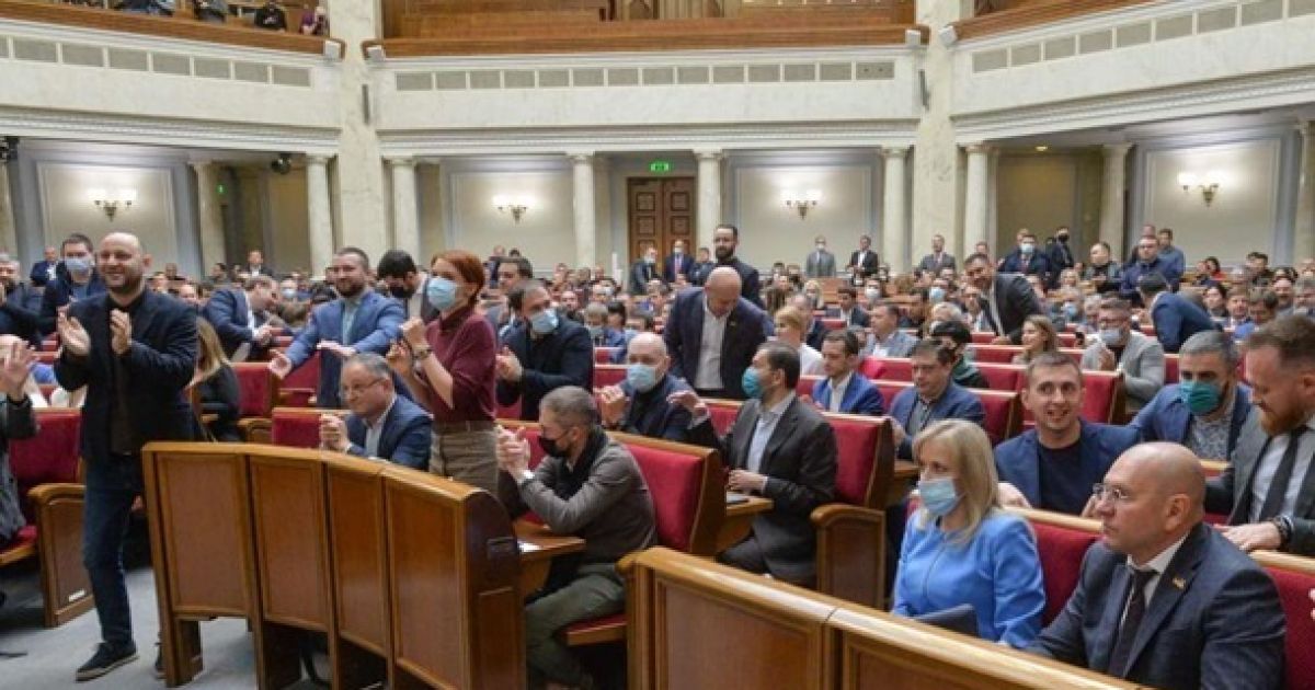 Депутаты